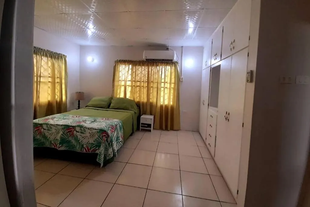 Mango Vert House Arima 0*,