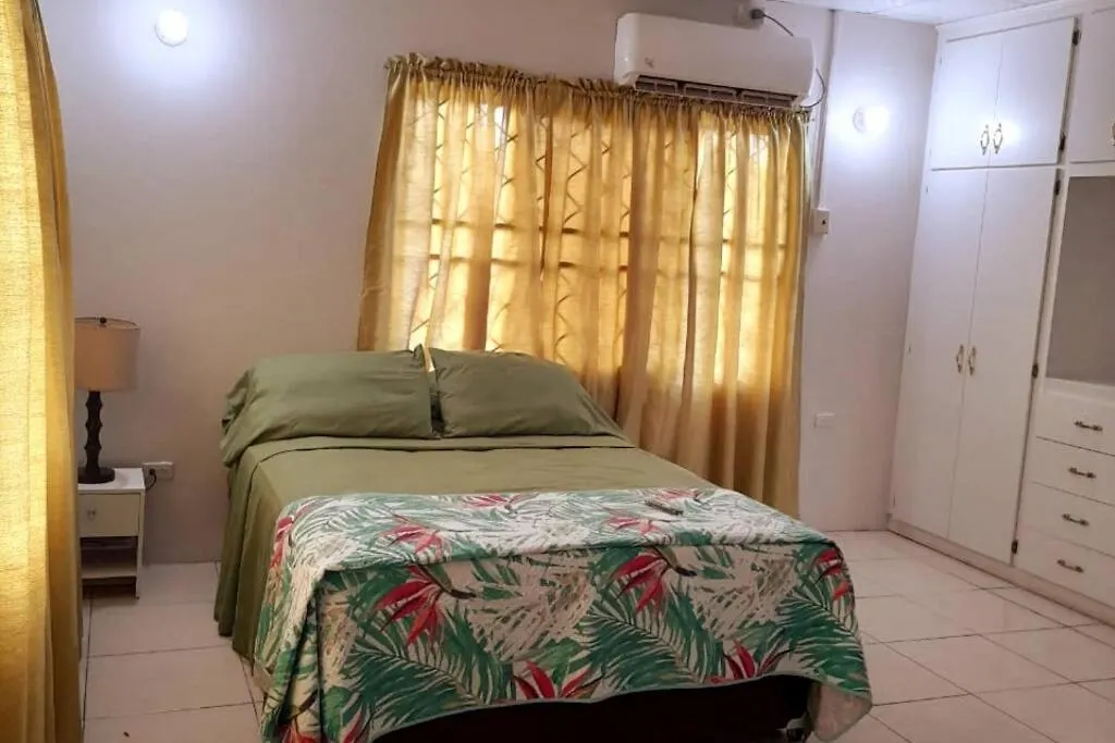 Mango Vert House Arima Hébergement de vacances